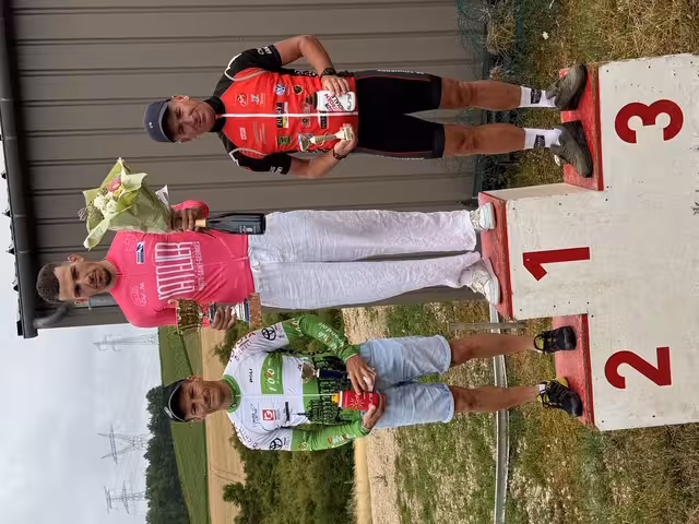 Photo 11 — cyclisme — Molesme — 2025