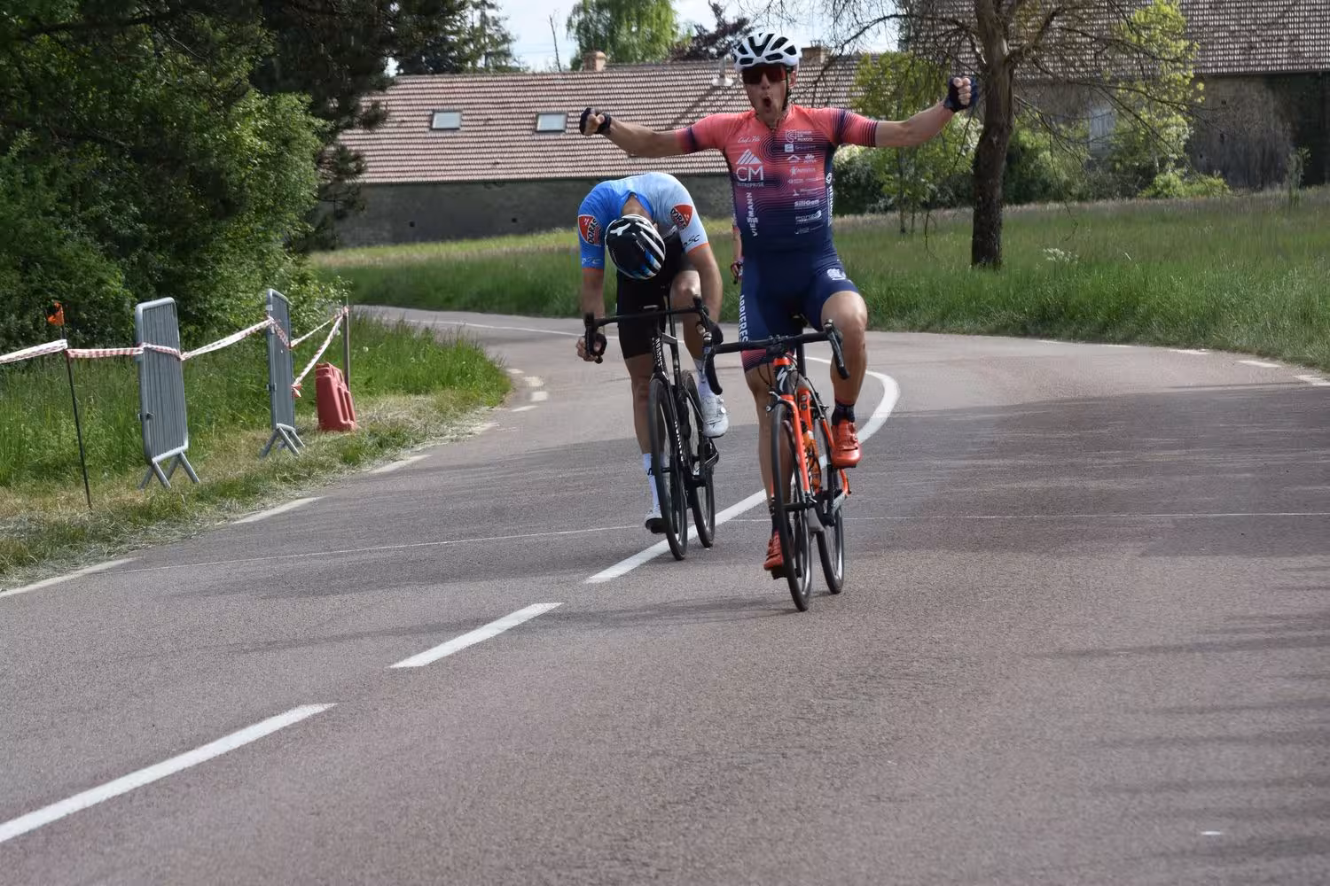 Photo 259 — cyclisme — Saint Martin du Mont — 2025